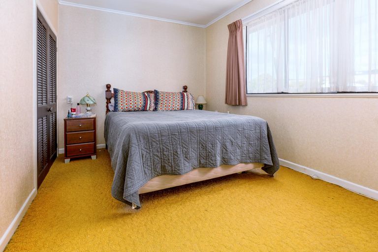 Photo of property in 16 Flanagan Road, Drury, 2113