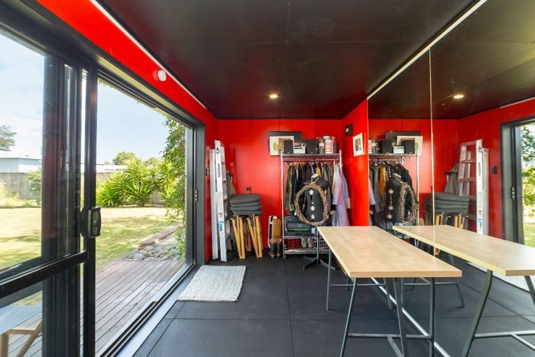 Photo of property in 234 Main Street, Greytown, 5712