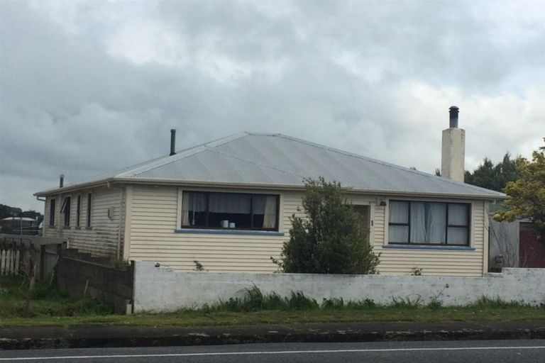 Photo of property in 293 High Street, Eltham, 4322