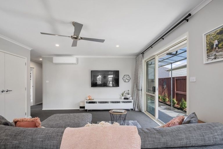 Photo of property in 8 Mary Place, Pyes Pa, Tauranga, 3112