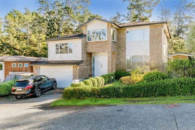 Photo of property in 54 Harrowglen Drive, Northcross, Auckland, 0630