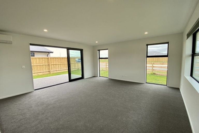 Photo of property in 3 Ellmers Street, Woodend, 7610