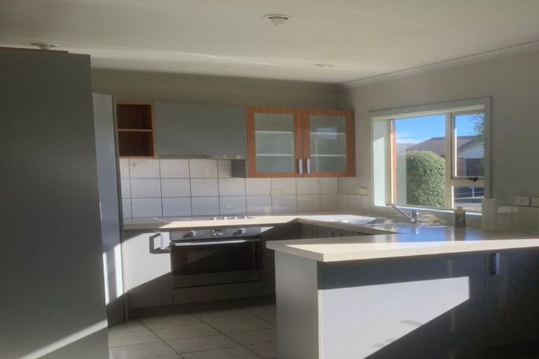 Photo of property in Henry Russell Estate, 21/36 Belgrove Drive, Waipukurau, 4200