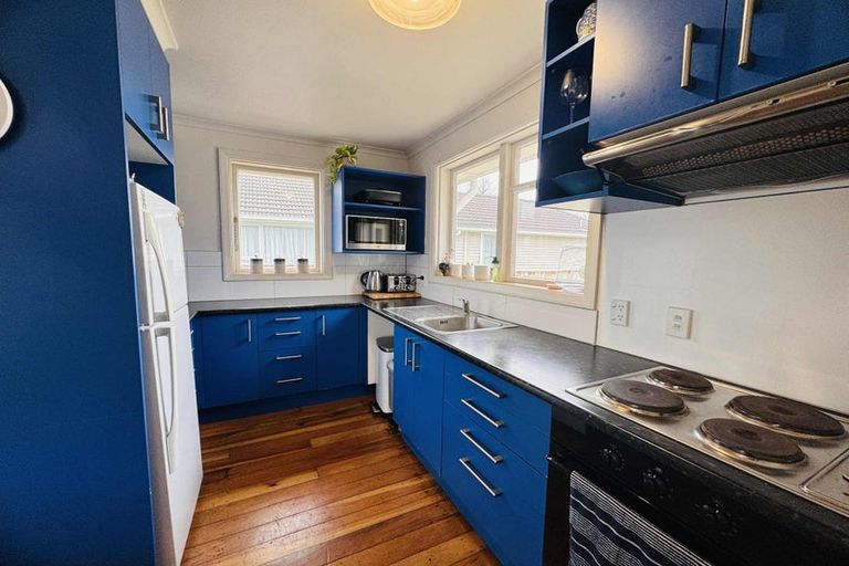 Photo of property in 17a Seddon Street, Takaro, Palmerston North, 4412