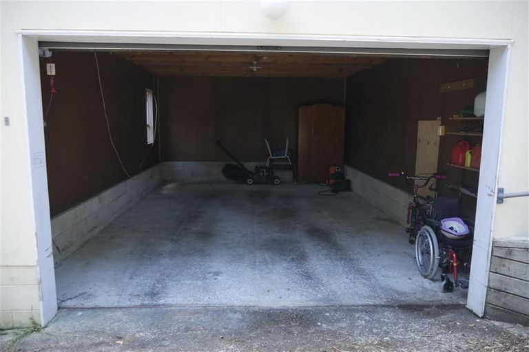 Photo of property in 8b Glover Place, Onerahi, Whangarei, 0110