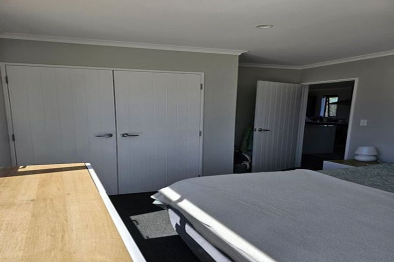 Photo of property in 17a Terry Crescent, Milson, Palmerston North, 4414