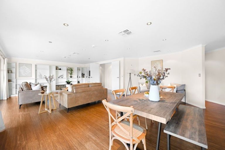 Photo of property in 16 Hampshire Court, Flagstaff, Hamilton, 3210