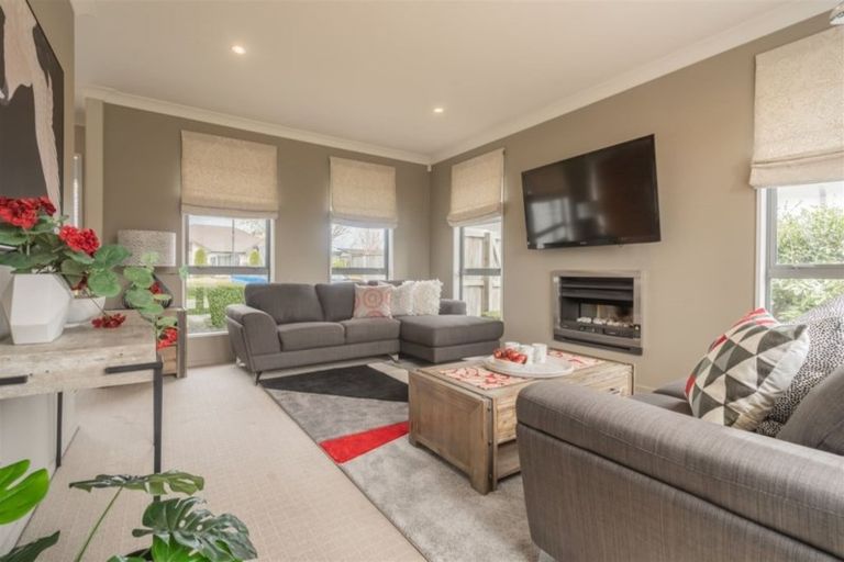 Photo of property in 5 Roullet Lane, Yaldhurst, Christchurch, 8042