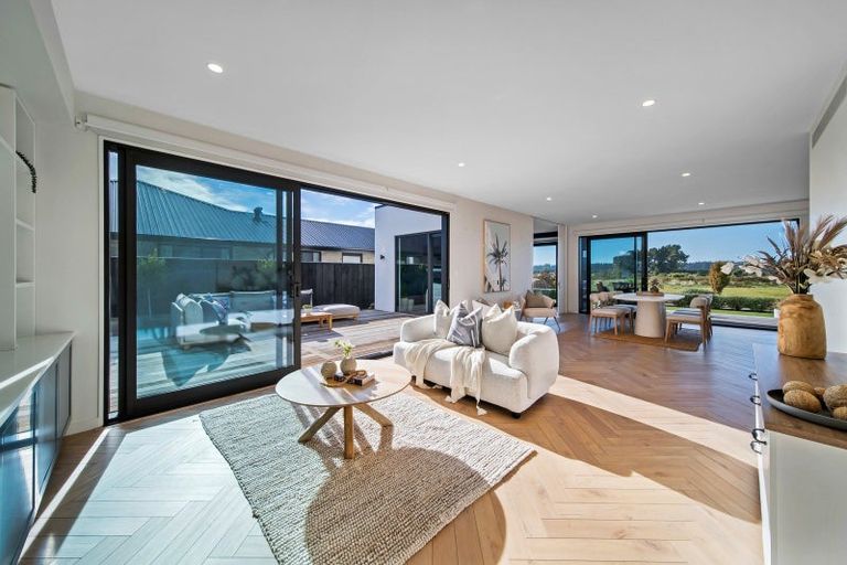 Photo of property in 14 Rapaki Street, Pegasus, 7612