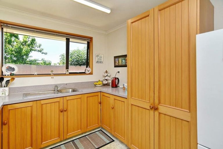 Photo of property in 15b Queen Street, Rangiora, 7400