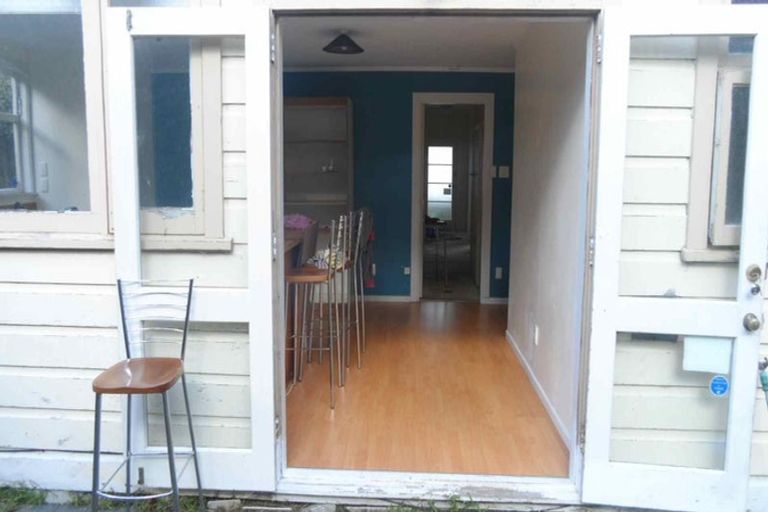 Photo of property in 226 Ohiro Road, Brooklyn, Wellington, 6021