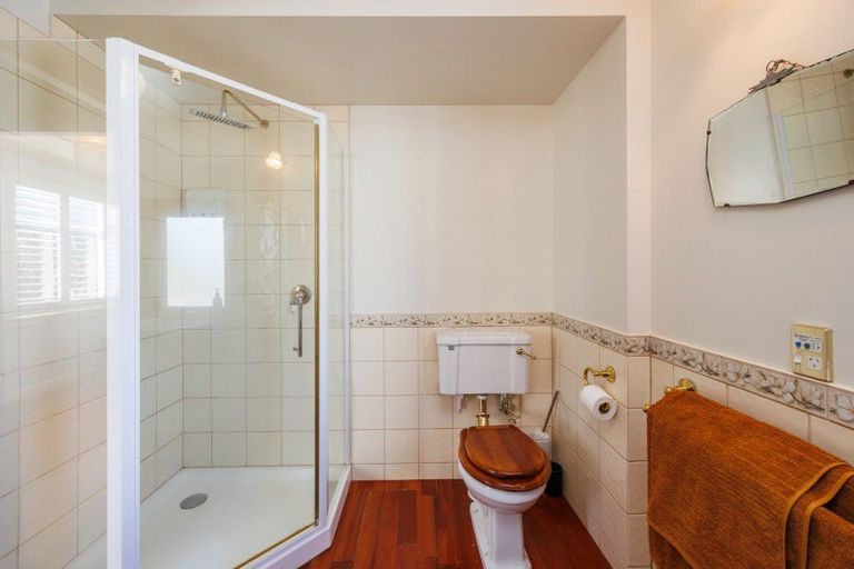Photo of property in 70 Heretaunga Street, Palmerston North, 4414