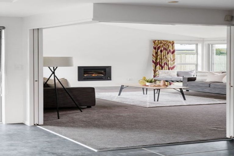 Photo of property in 15 Shalimar Place, Huntington, Hamilton, 3210