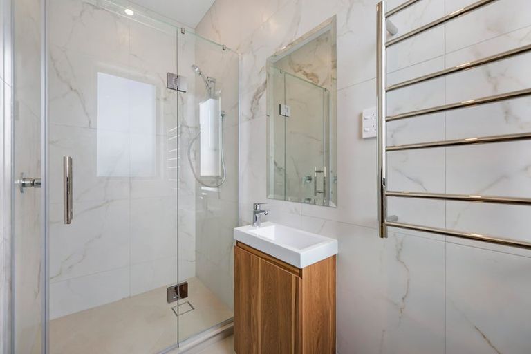 Photo of property in 104 Trafalgar Street, Waterloo, Lower Hutt, 5011