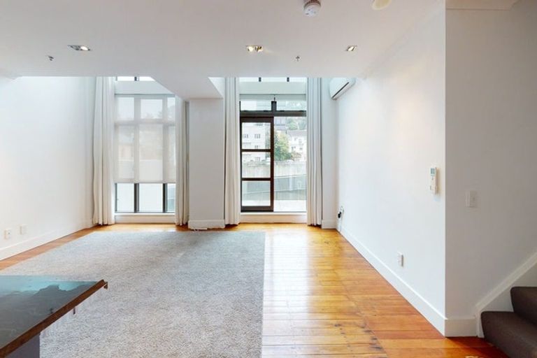 Photo of property in Augusta Apartments, 21/254 Willis Street, Te Aro, Wellington, 6011
