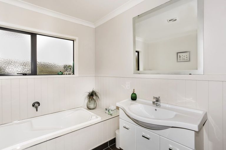 Photo of property in 275h Paparimu Road, Hunua, Papakura, 2583