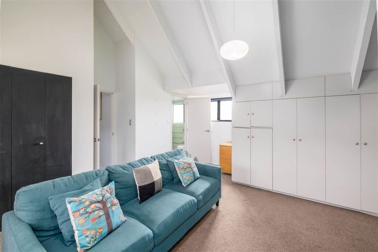 Photo of property in 68 Penruddock Rise, Westmorland, Christchurch, 8025