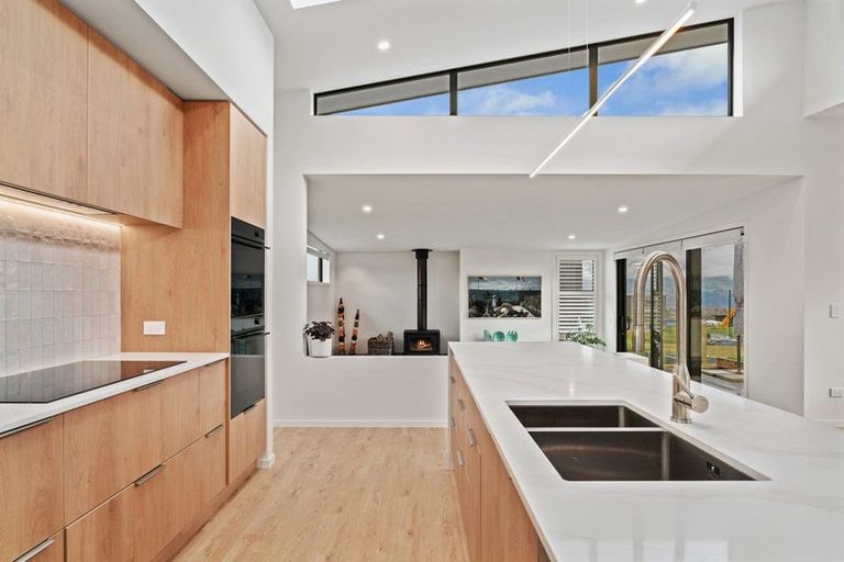 Photo of property in 15 Mills Road, Wanaka, 9305