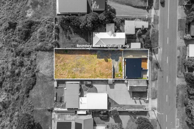 Photo of property in 57 Manly Street, Paraparaumu Beach, Paraparaumu, 5032