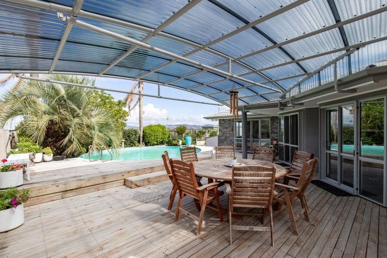 Photo of property in 10 Harris Place, Ngatea, 3503