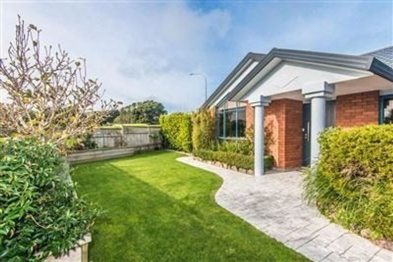 Photo of property in 3 Ring Lane, Paparangi, Wellington, 6037
