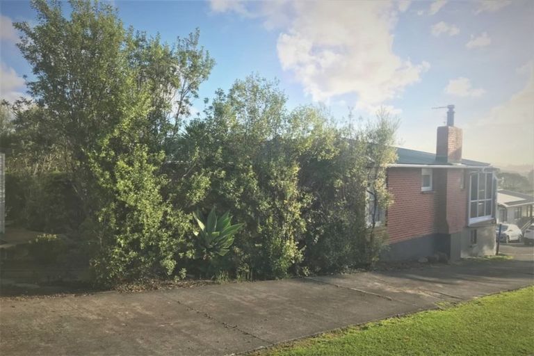 Photo of property in 450 Don Buck Road, Massey, Auckland, 0614