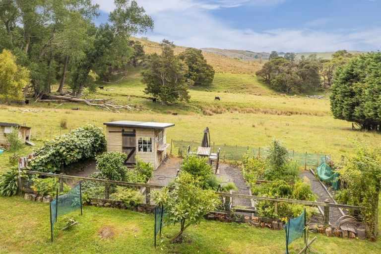 Photo of property in 378 Wimbledon Road, Porangahau, 4292