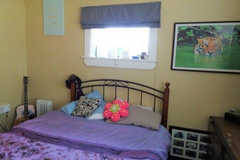 Photo of property in 2 Warburton Street, Karoro, Greymouth, 7805