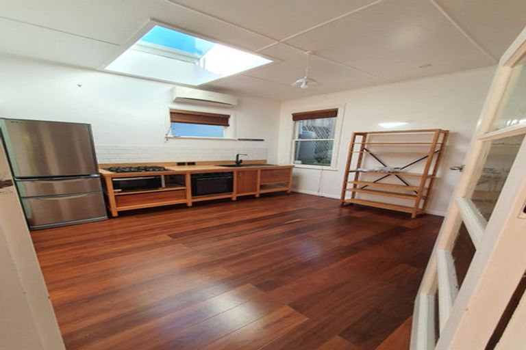 Photo of property in 24 Baden Road, Hataitai, Wellington, 6021