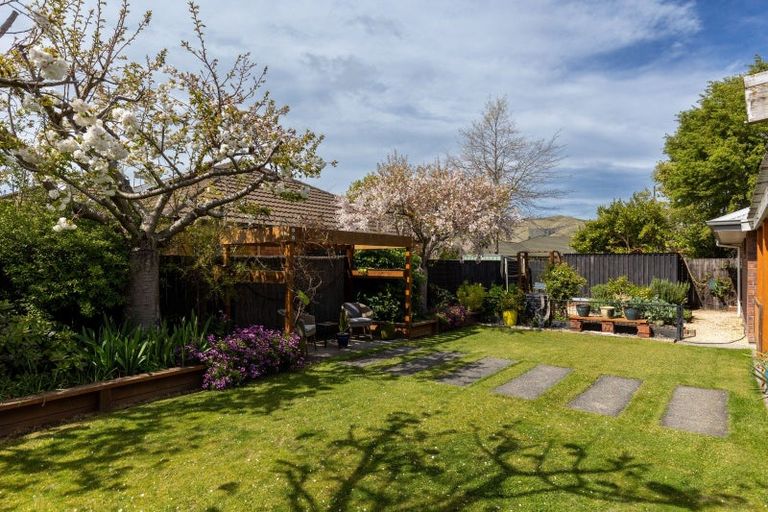 Photo of property in 2 Hitaua Place, Redwoodtown, Blenheim, 7201
