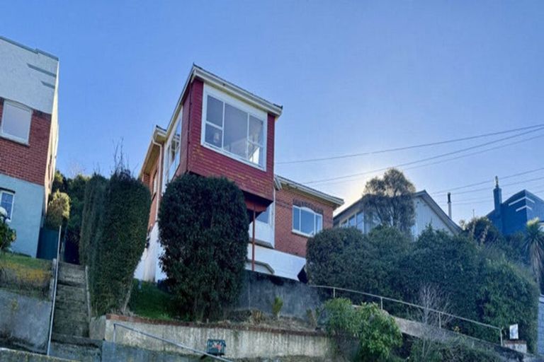 Photo of property in 26 Seaview Terrace, Kew, Dunedin, 9012