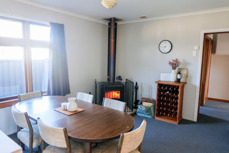 Photo of property in 11 Stuart Street, Holmes Hill, Oamaru, 9401