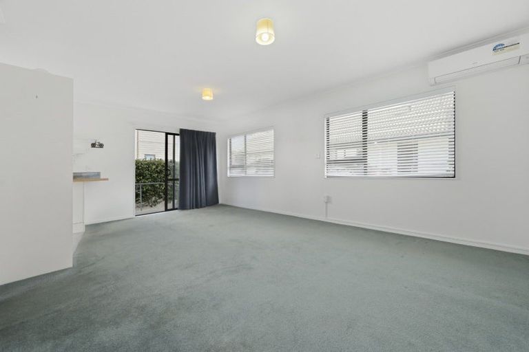 Photo of property in 8e Heath Street, Mount Maunganui, 3116