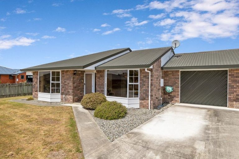 Photo of property in 27 Karina Crescent, Redwoodtown, Blenheim, 7201