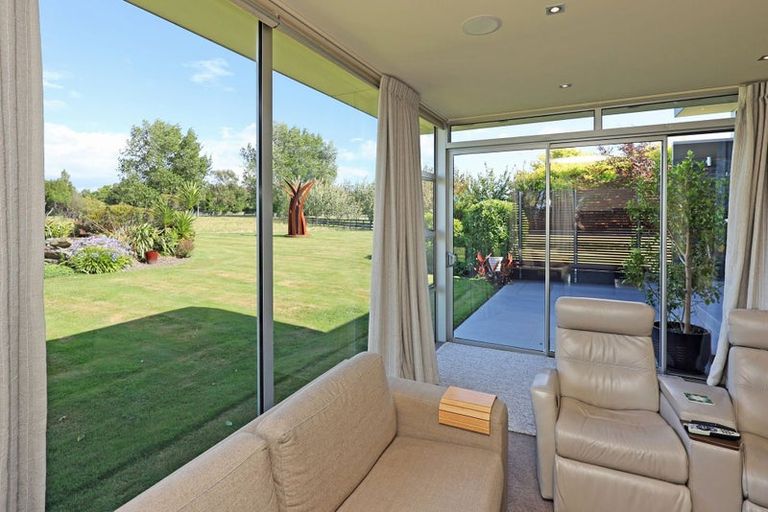 Photo of property in 141 Awamoa Road, Holmes Hill, Oamaru, 9401