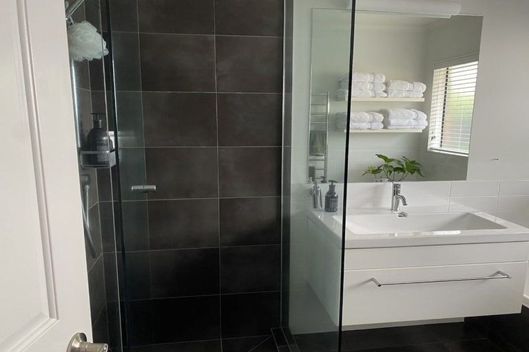 Photo of property in 68 Landing Drive, Albany, Auckland, 0632