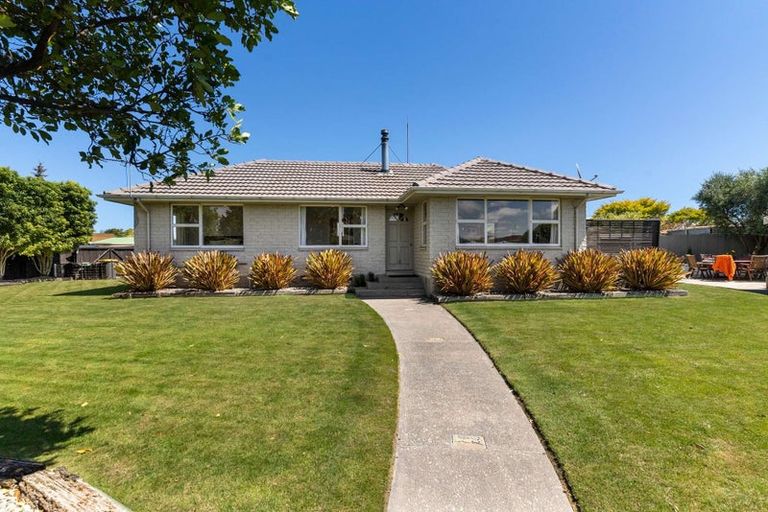Photo of property in 1 Stanton Crescent, Hoon Hay, Christchurch, 8025