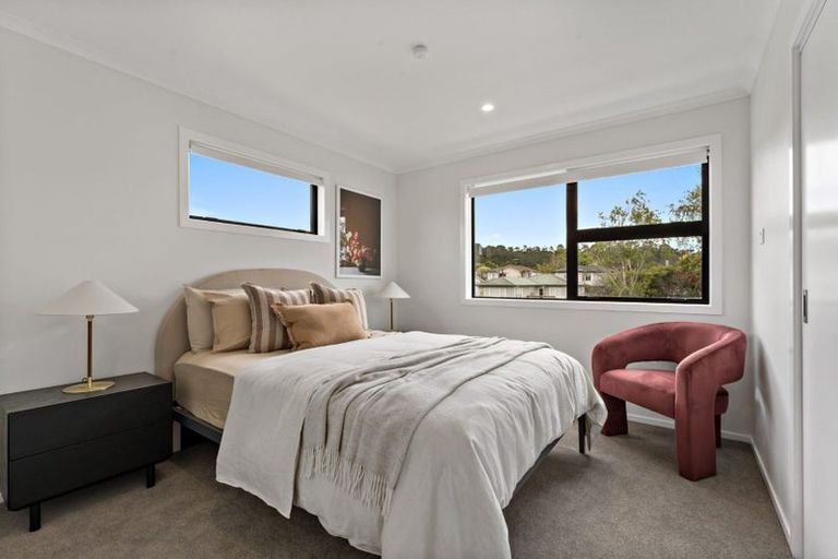 Photo of property in 660d Swanson Road, Swanson, Auckland, 0612