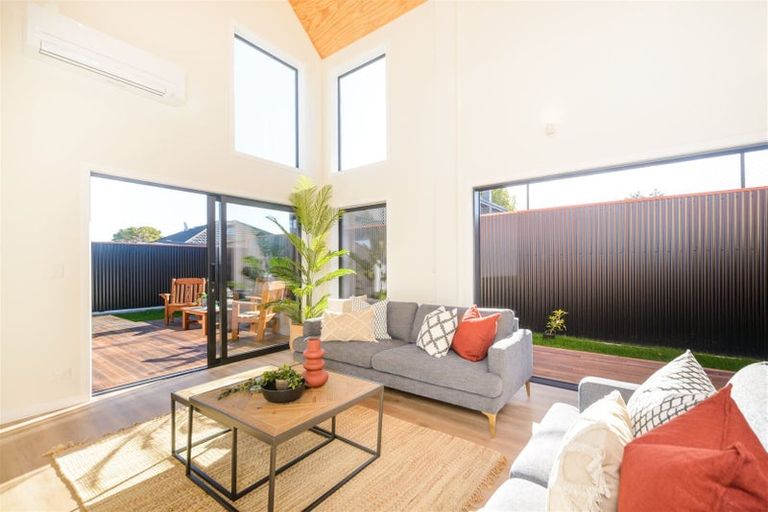 Photo of property in 145b Cook Street, West End, Palmerston North, 4410