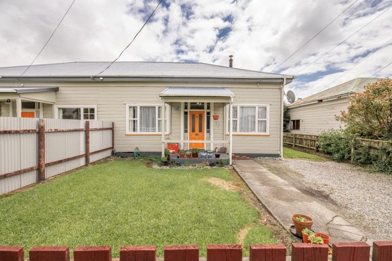 Photo of property in 82- 84 Queen Street, Westport, 7825