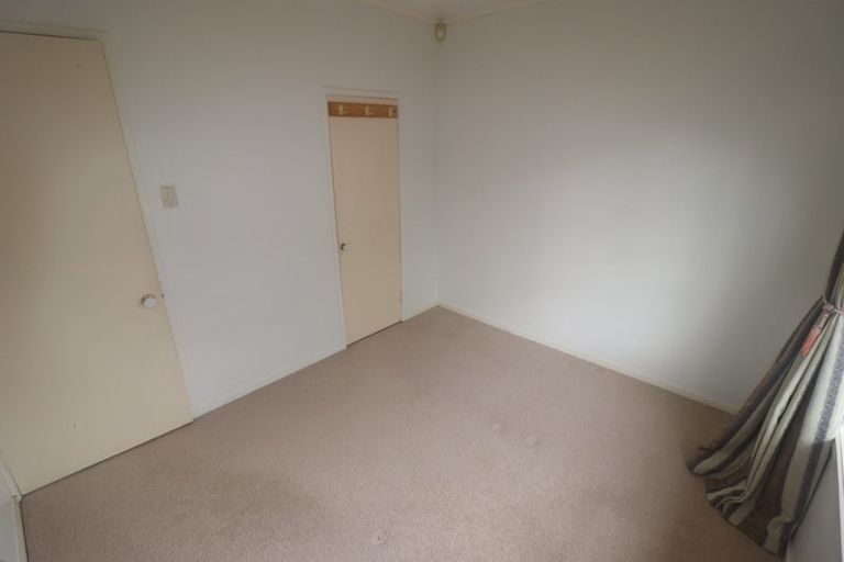 Photo of property in 10 Celeste Place, Totara Vale, Auckland, 0627