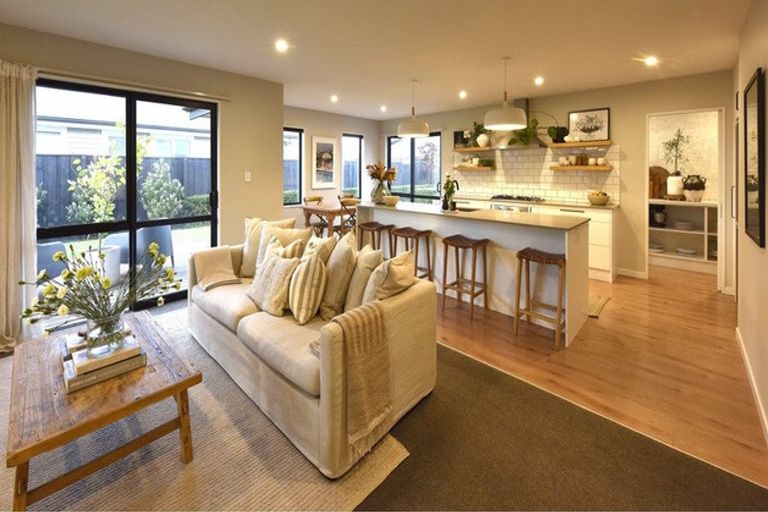 Photo of property in 4 Papawai Drive, Rangiora, 7400