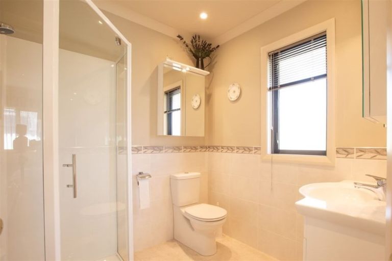 Photo of property in 16 Park Drive, Richmond, 7020