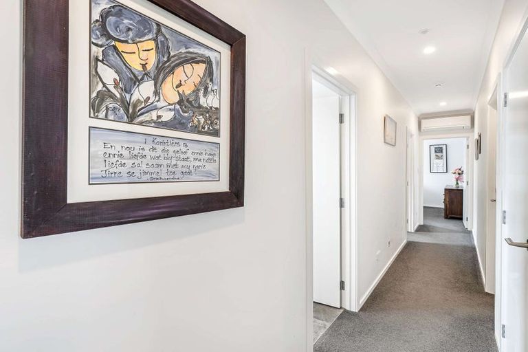 Photo of property in 34 Varsity Heights, Fitzherbert, Palmerston North, 4410