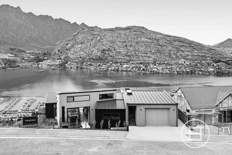 Photo of property in 86 Middleton Road, Queenstown Hill, Queenstown, 9300