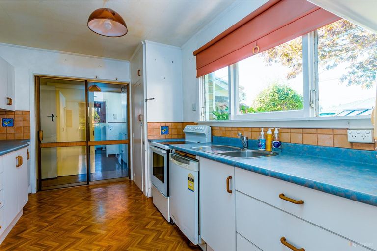 Photo of property in 35 Connolly Street, Geraldine, 7930