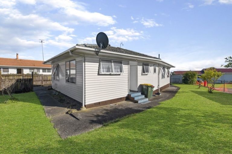 Photo of property in 36 Cranmere Crescent, Mangere East, Auckland, 2024