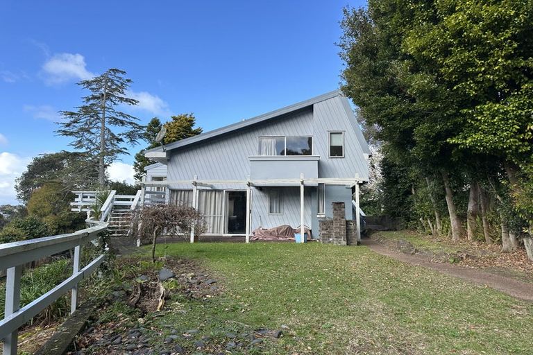 Photo of property in 50 Girrahween Drive, Totara Vale, Auckland, 0629