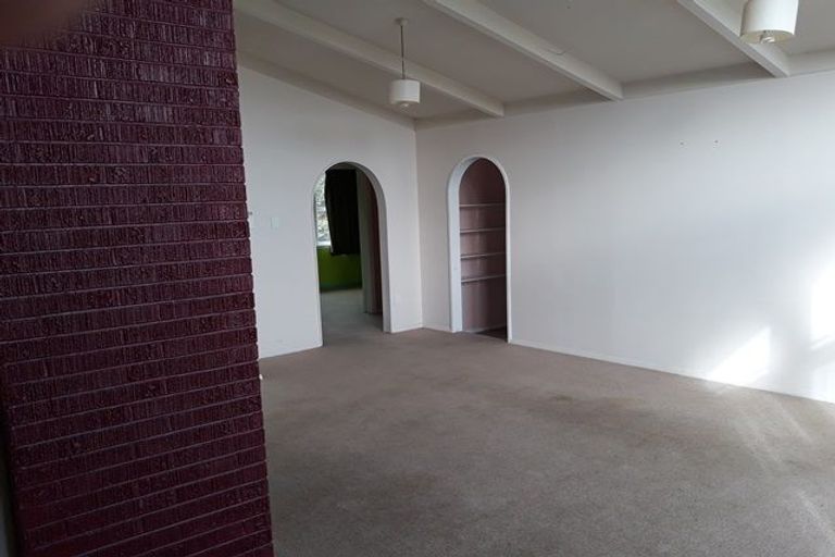 Photo of property in 6 Somerset Crescent, Highbury, Palmerston North, 4412