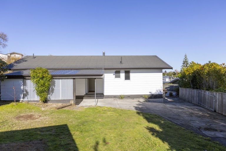 Photo of property in 52 Hyde Avenue, Richmond Heights, Taupo, 3330